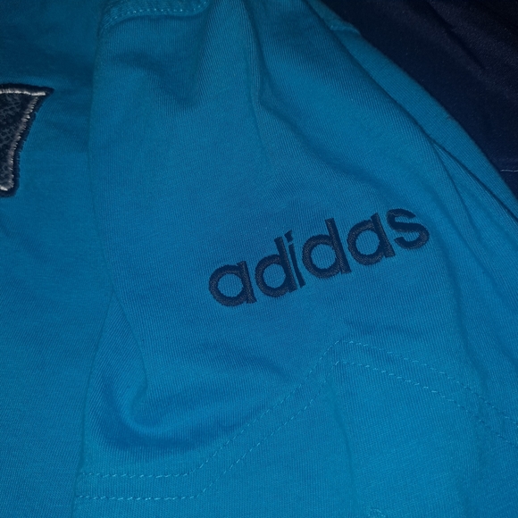 Adidas Short Sleeved Hoodie Sz.M - Picture 6 of 9
